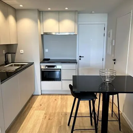 16 Apartment *