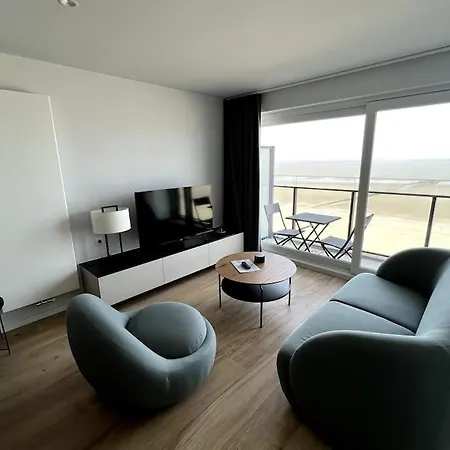 Apartment 16